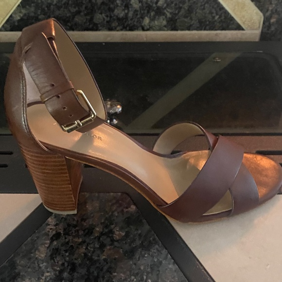 Ann Taylor Brown All Leather Gigi Block Heel Slingback Heel Women 9M - Picture 8 of 9